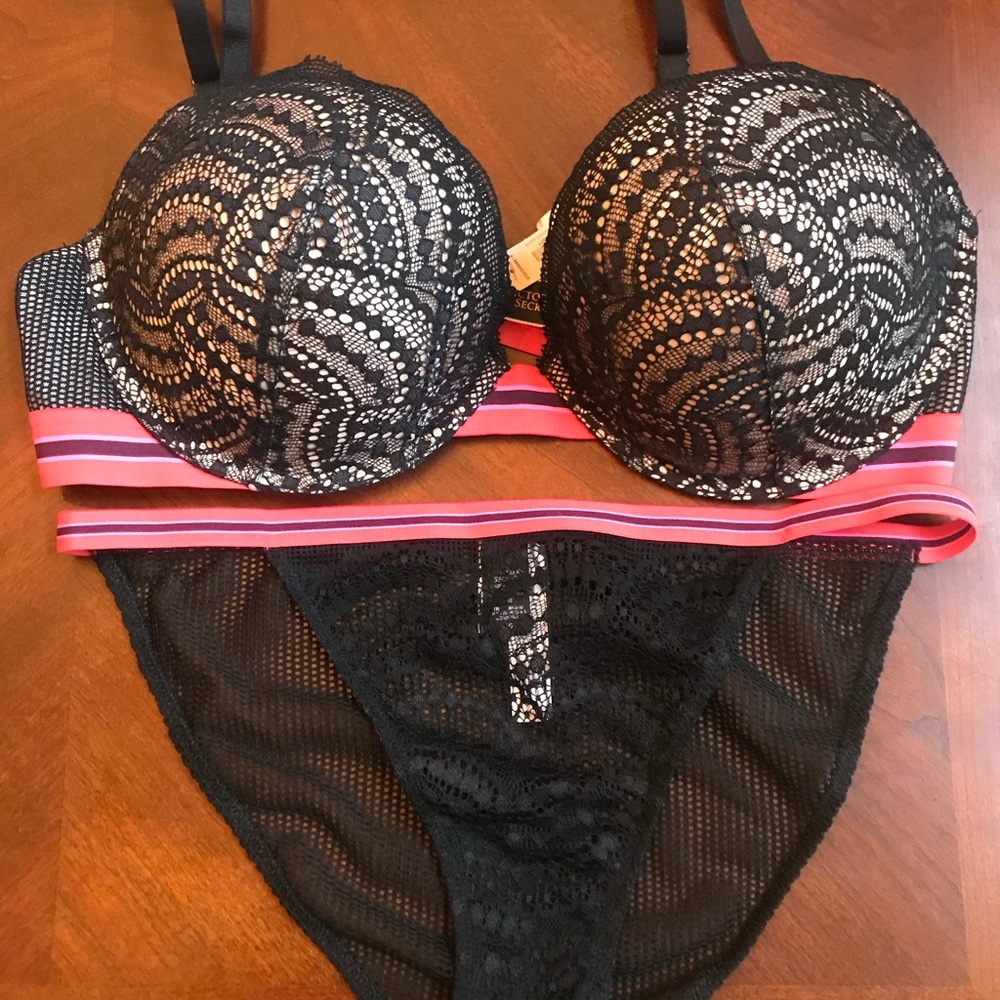 Victoria’s Secret set 38C/L. New.